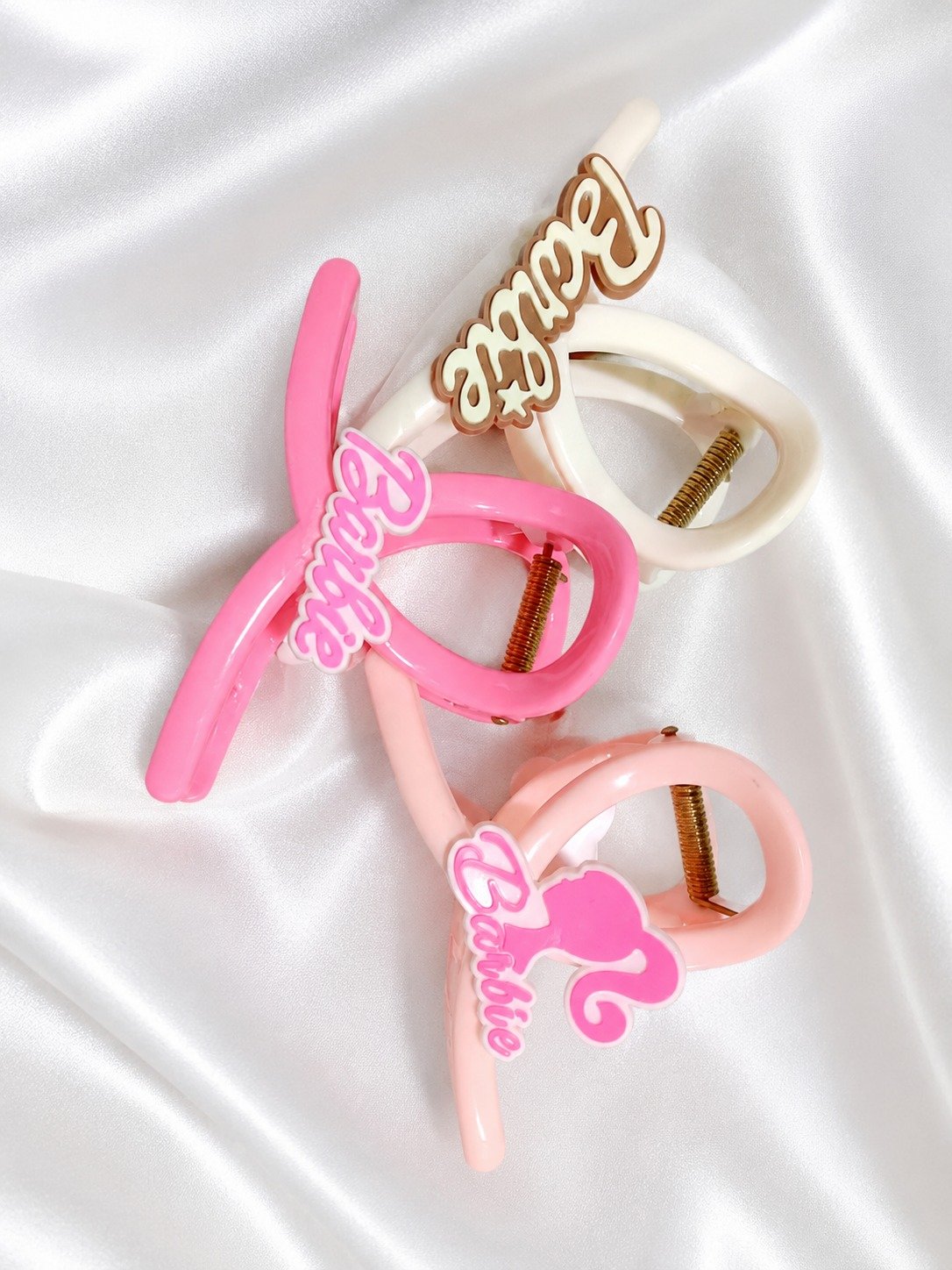 Cute Hair Claw Clips – Pack of 3 1 Trendy Cute Hair Claw Clips for Girls