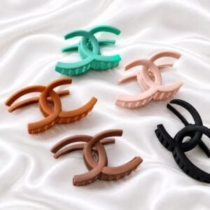 Large Curved Hair Claw Clip