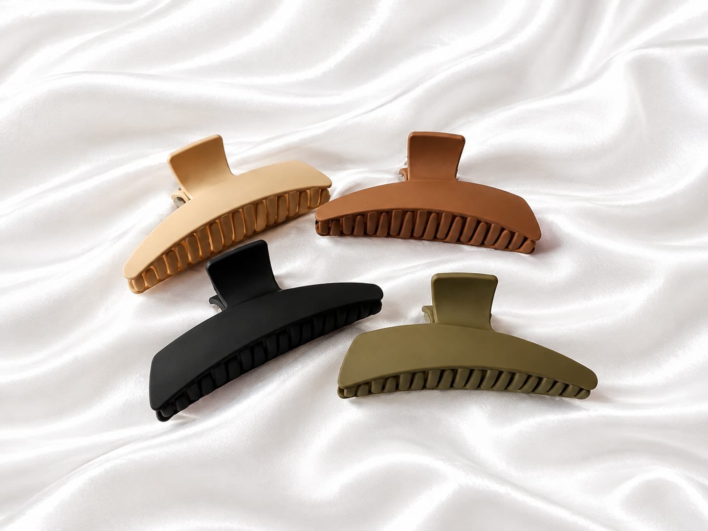 Large wide claw clip designed for thick hair