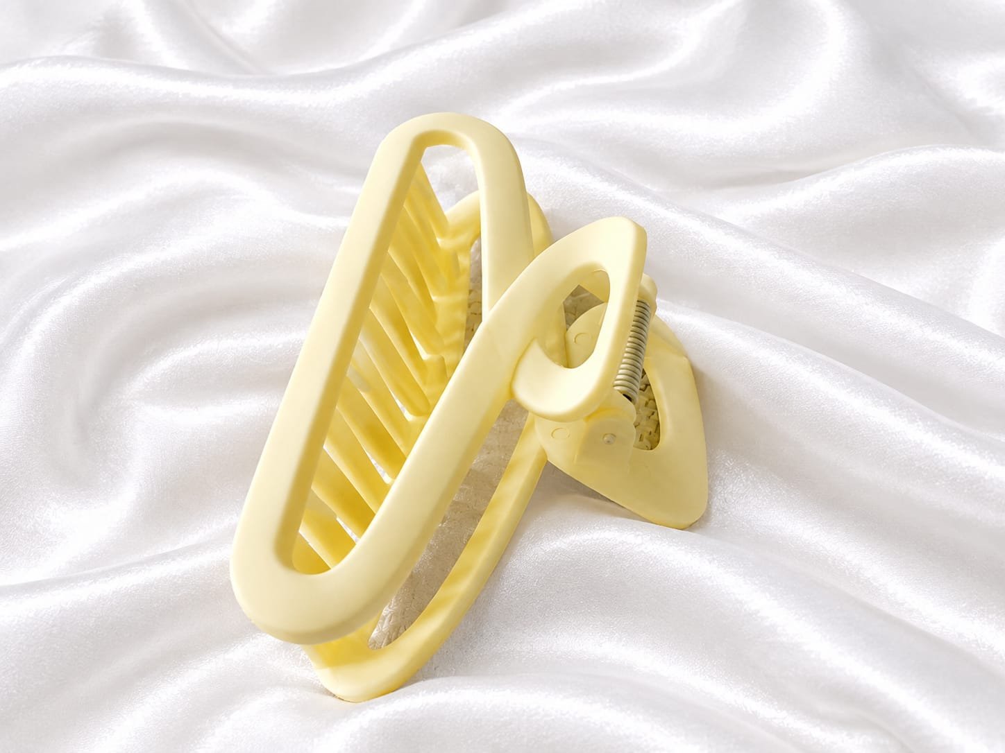 Strong Grip Hair Clip 5 Strong Grip Hair Clip - Image 5