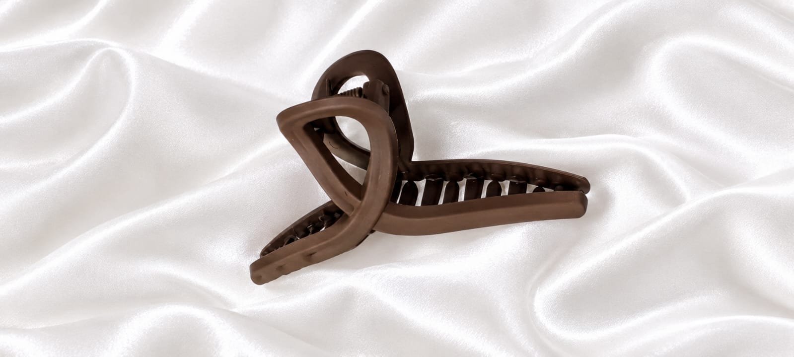 Large Claw Clip – Earthy Tones 4 Large Claw Clip – Earthy Tones - Image 4