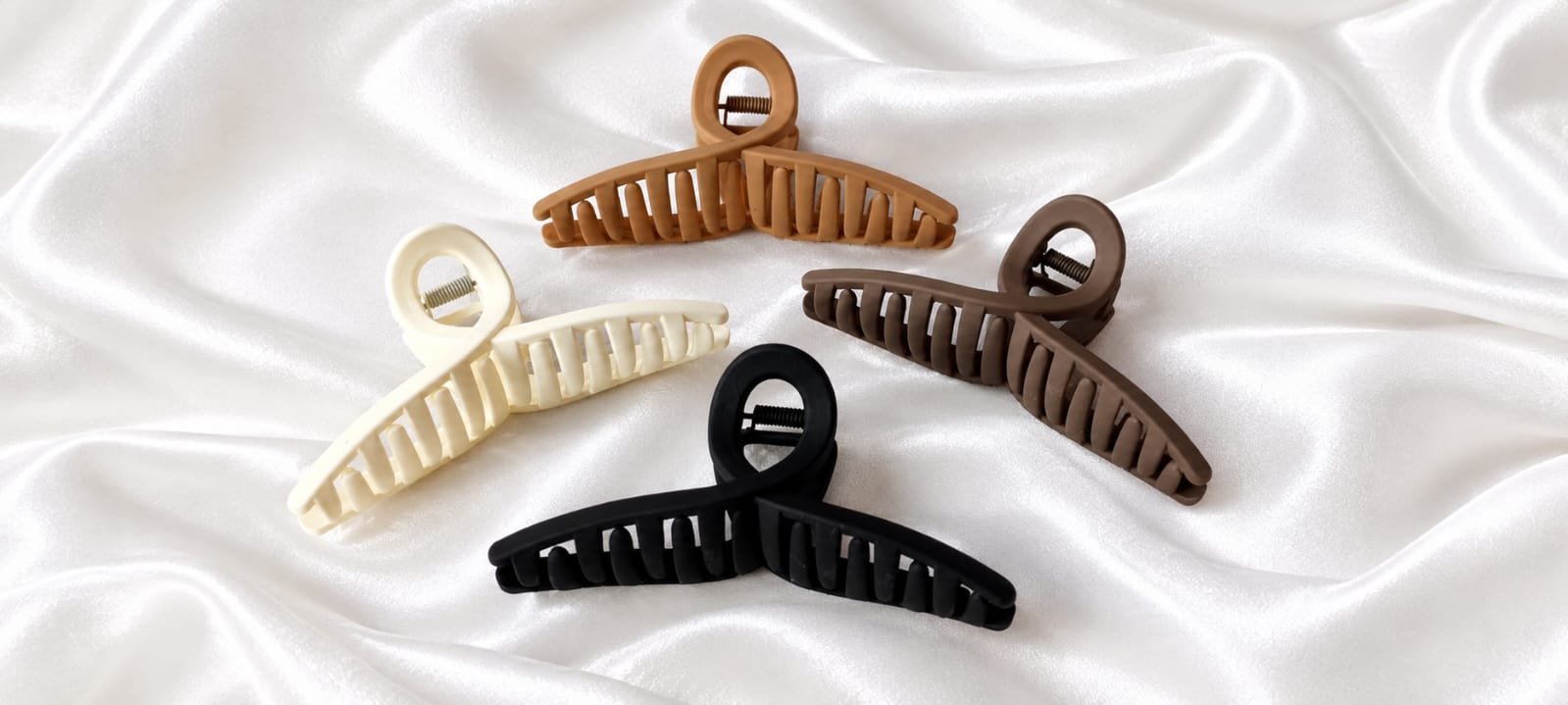 Large Claw Clip – Earthy Tones 1 Large Claw Clip – Earthy Tones